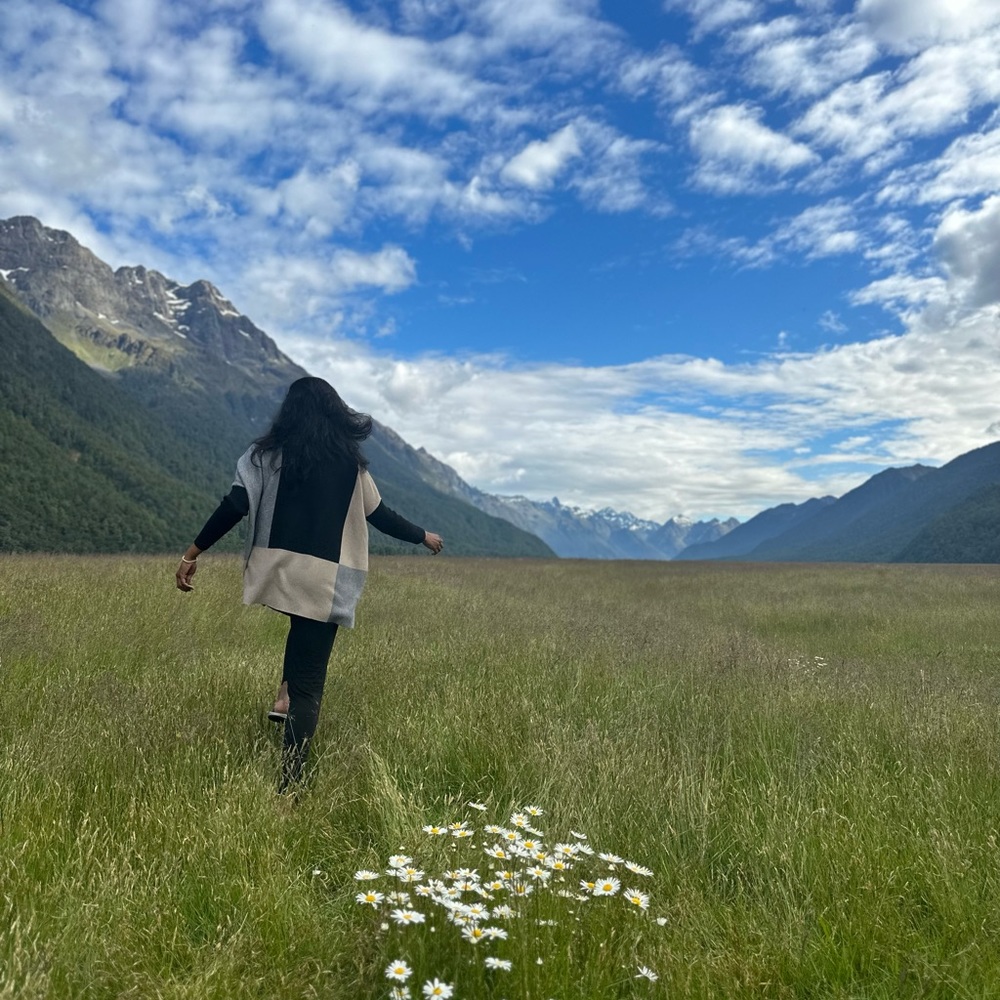 Meet your Posher, Kavya